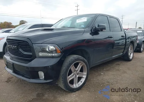 2018 Ram 1500 Sport 4X2 5'7 Box z USA, uszkodzony, nr VIN 1C6RR6MTXJS114766